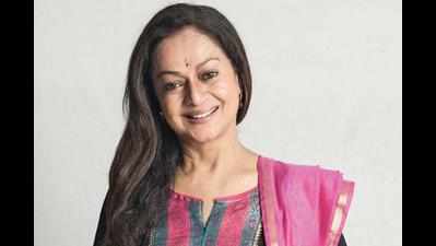 Farooque Shaikh knew about issues faced by Andhra Pradesh farmers, says Zarina Wahab
