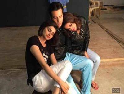 Emraan Hashmi, Nargis and Prachi take a nap!