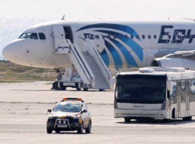 EgyptAir plane hijacker arrested in Cyprus