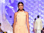 LFW '16: Manish Malhotra