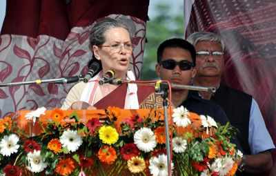 Centre trying to topple all Congress-ruled states, Sonia Gandhi says