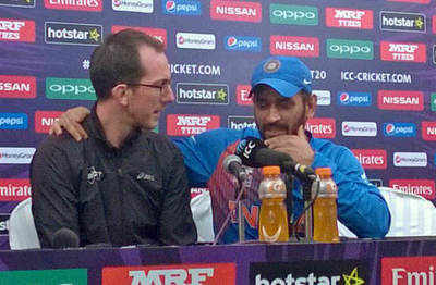 World T20: MS Dhoni invites Aussie journalist on stage, engages in banter