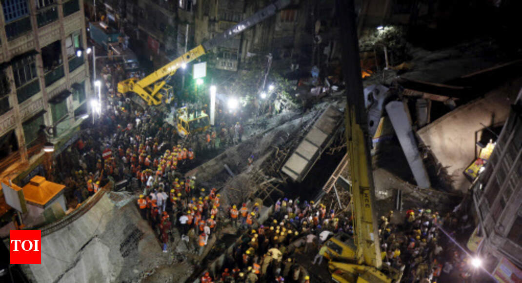 21 killed as flyover crashes in Kolkata, probe ordered | Kolkata News ...