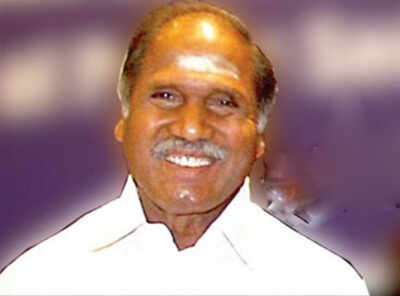 CVoter opinion poll: Congress-DMK to get 17 out of 30 seats in Puducherry