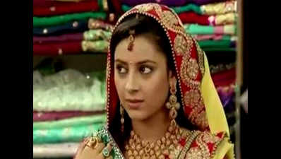 Actress Pratyusha Banerjee of 'Balika Vadhu' fame commits suicide