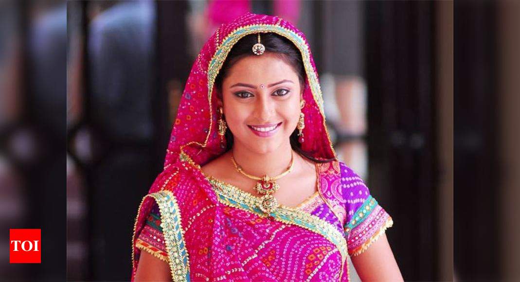 Actress Pratyusha Banerjee Of Balika Vadhu Fame Commits Suicide Times 