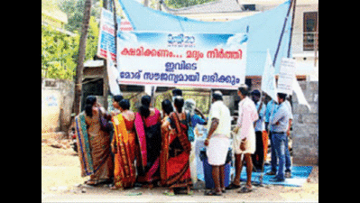 'Withdrawal syndrome' for tipplers at Kizhakkambalam