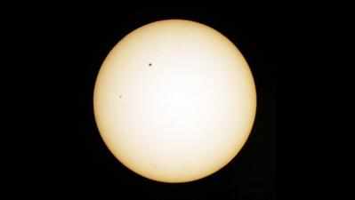 Sunspots point to looming 'little ice age'