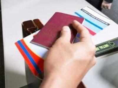 US nabs Indians, Chinese in student visa fraud sting