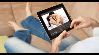 Delhi tops in porn viewership | Delhi News - Times of India