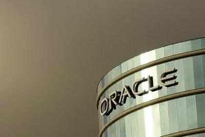 Oracle to set up startup incubators in India