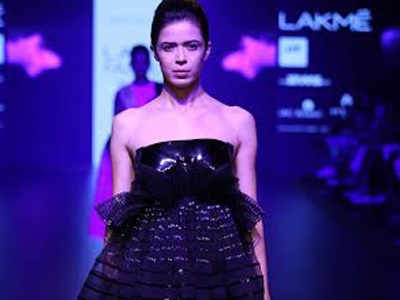 Amit Aggarwal unveiled his couture collection at LFW