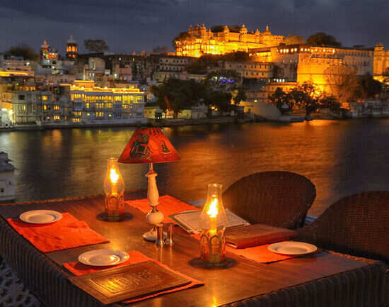 Top 5 eating joints in Udaipur with a gorgeous view