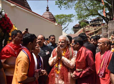 PM Modi offers prayers at Kamakhya temple in Assam