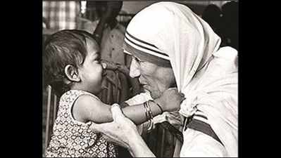 UK award for soon-to-be-saint Mother Teresa
