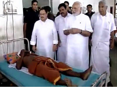 Kerala temple tragedy: PM Modi meets injured at Kollam hospital
