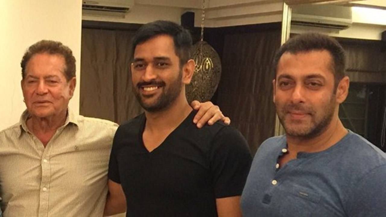 MS Dhoni and wife Sakshi dropped in for
