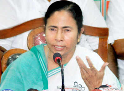 EC serves show-cause notice to Mamata Banerjee for violating model code of conduct