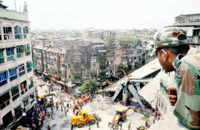 Collapsed flyover takes the sheen off Mamata's poriborton plank in Kolkata