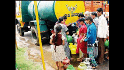Parched Bengaluru at the mercy of private tankers