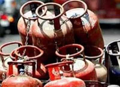 PM Modi's campaign: One crore households give up LPG subsidy
