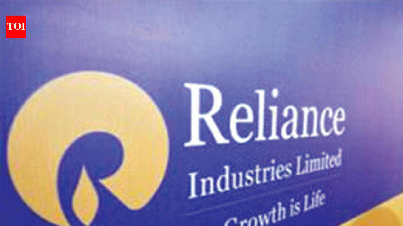 RIL Q4 profit rises 16% to Rs 7,398 crore