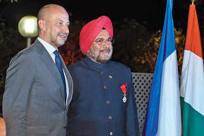 Former Army Chief honoured by French govt in Delhi