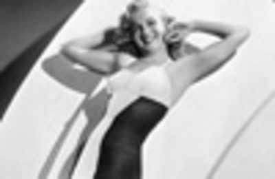 Marilyn Monroe style pointy bras back in vogue - Times of India
