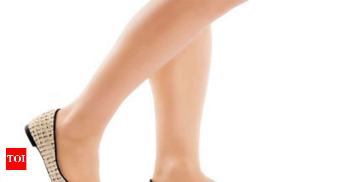 Girls turn to ballet flats this season - Times of India