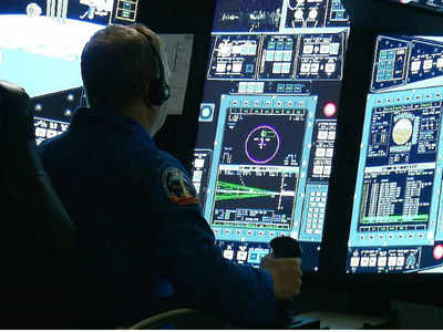 Nasa astronauts prepare for flight on commercial spacecraft