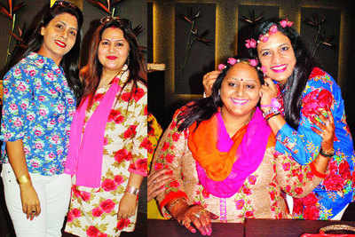 Reena Sewaramani throws surprise birthday party for Priya Agarwal in Varanasi