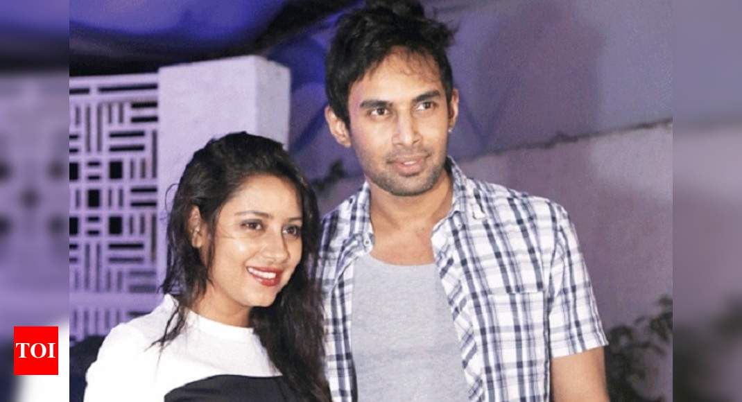 I M Getting Death Threats Pratyusha Banerjee S Last Conversation With Rahul Raj Times Of India