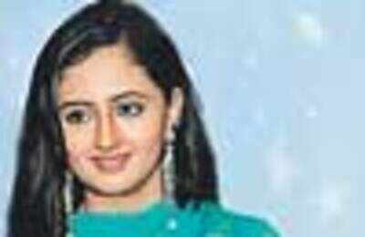 Uttaran actresses on hostile ground - Times of India