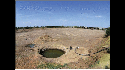Dry Godavari now a riverbed of illegally dug borewells