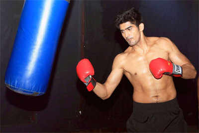 Unbeaten Vijender looks to deliver another knockout blow