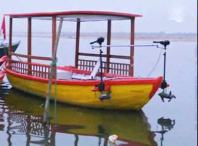 Varanasi boatmen to protest against PM Modi’s e-boats