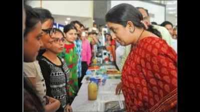 Irani goes to IIT hostels, stirs soul curry