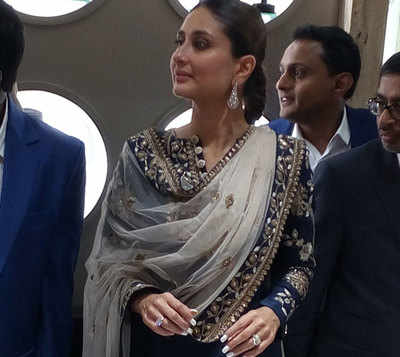 Kareena kapoor store malabar diamonds