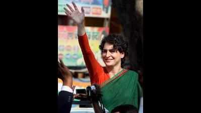 Youth Congress takes up campaign to bring Priyanka Vadra into active politics through social networking sites
