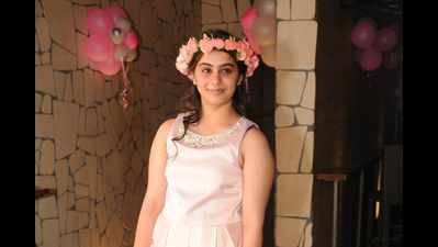A pretty pink-themed b’day bash in Hyderabad