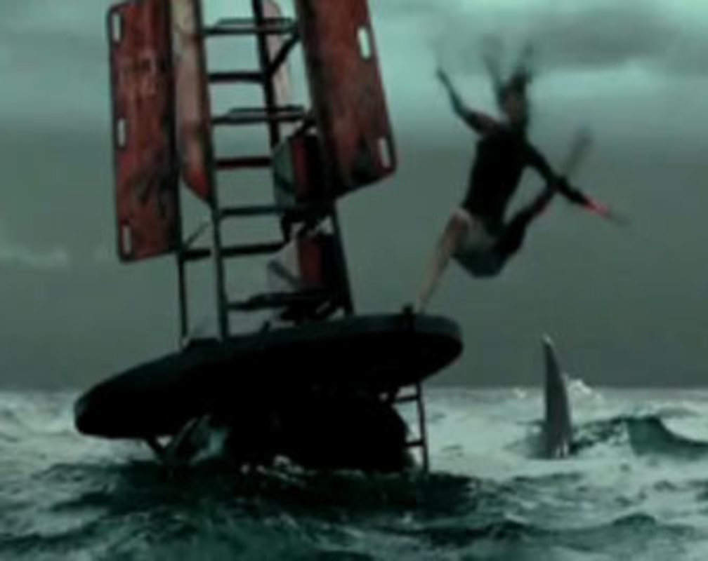 
Blake Lively fights with a shark in ‘The Shallows’ trailer
