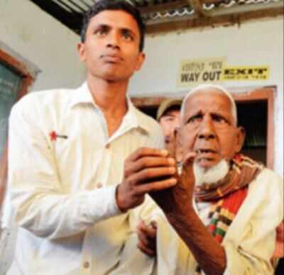 103-year-old Asghar votes and exults he can now 'die happy'
