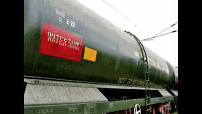 Centre's water train arrives in Bundelkhand, empty