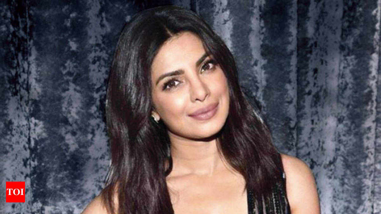 Priyanka Chopra: The Most Desirable woman of 2015 | Hindi Movie News -  Times of India