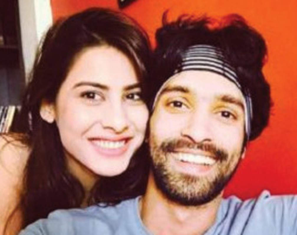 
Vikrant Massey, Sheetal Thakur the new couple in town!
