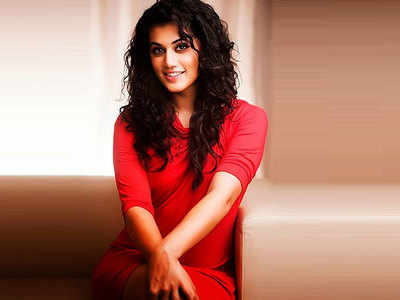 Taapsee Pannu parties with co-stars to prep for her role in 'Pink'