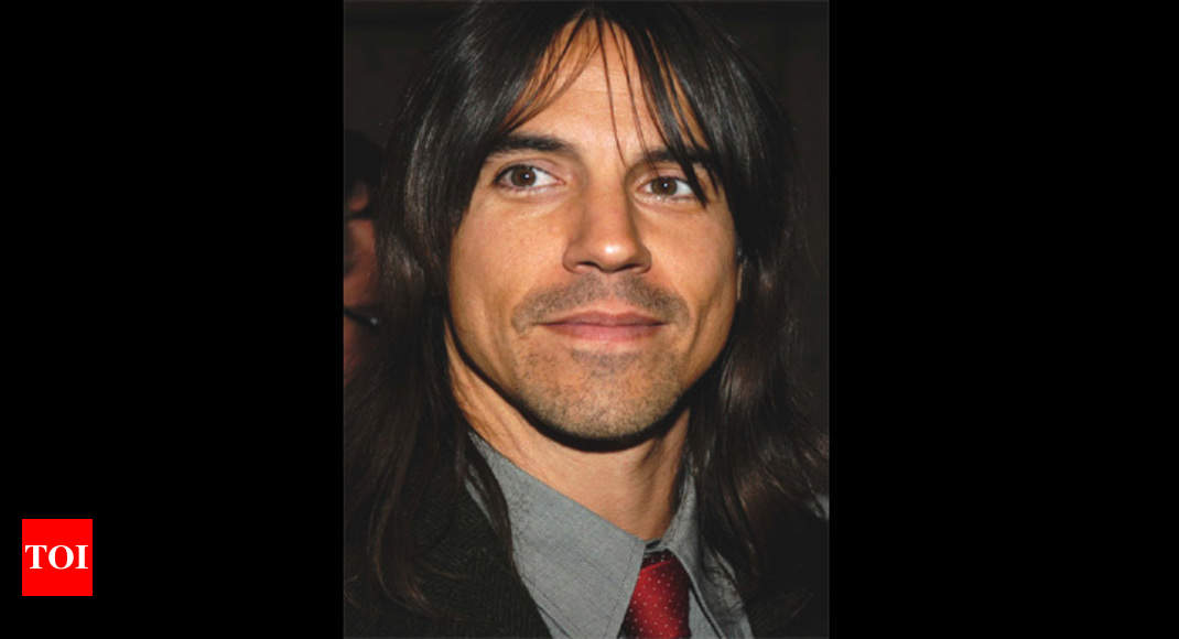 Weezer Red Hot Chili Peppers Frontman Anthony Kiedis Hospitalized English Movie News Times Of India