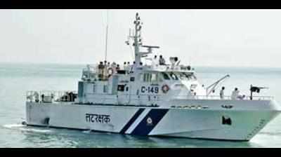 Coast Guard directs fishermen to stay away from sea