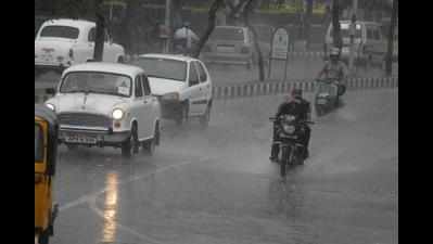 Thundershower brings relief in Kolkata