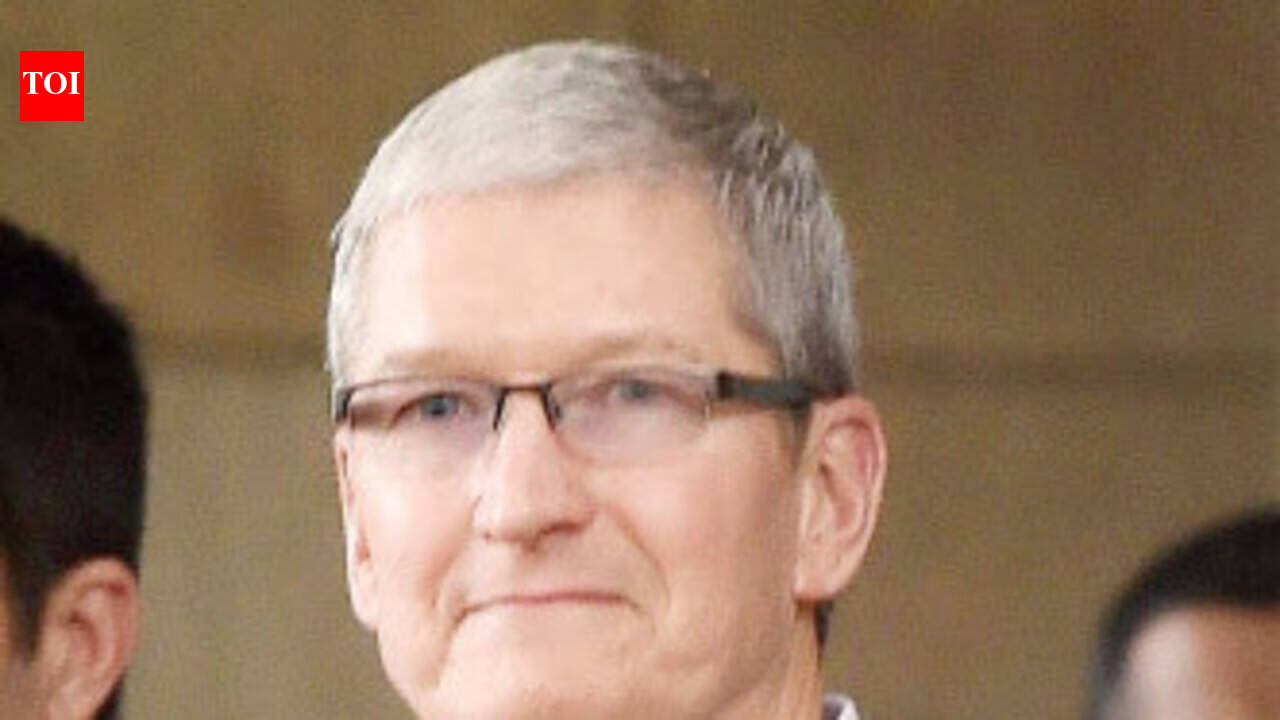 After Bollywood bash, Tim Cook spends day for serious biz